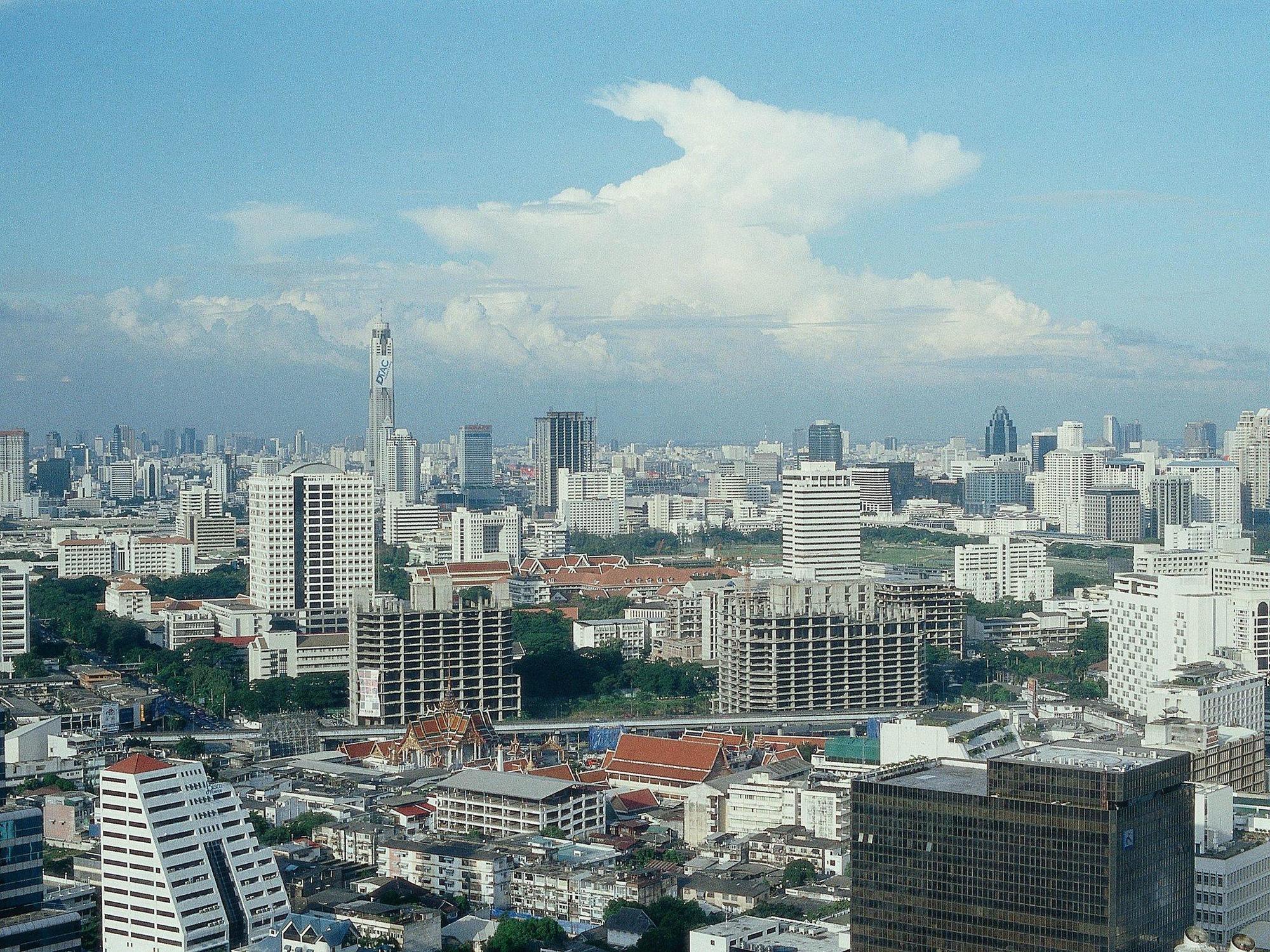 Four Points By Sheraton Bangkok Ploenchit - Formerly Novotel Bangkok Ploenchit Exterior foto